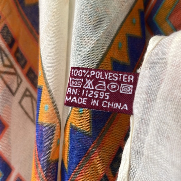 Women’s Scarves/Wrap Great Condition - Picture 3 of 4